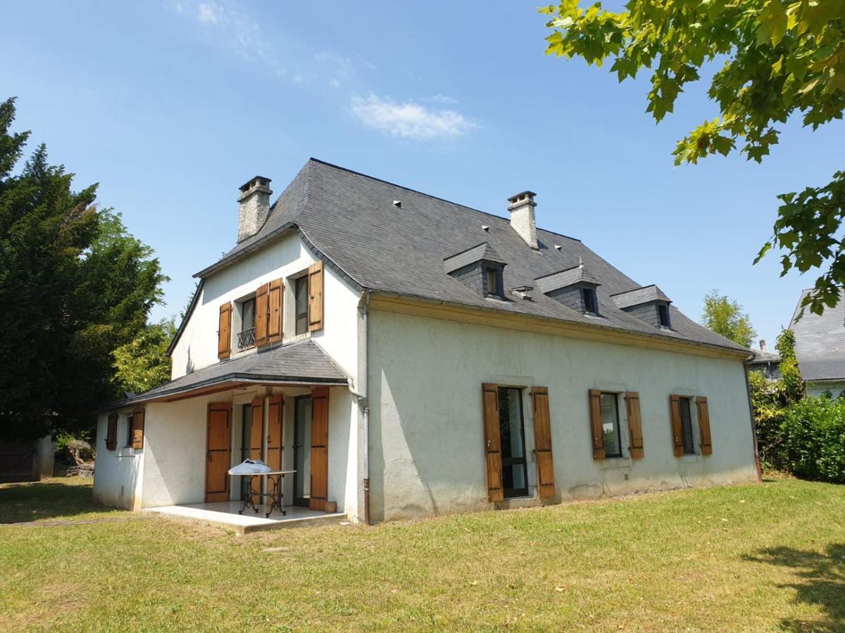 La Bergerie, Maison Spacieuse Avec Grand Jardin, Vue Sur Les Pyrenees Lourdes Exterior photo